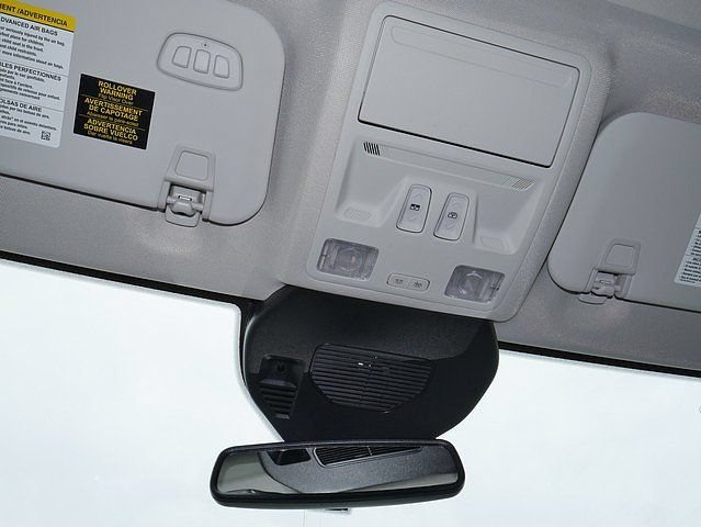 New 2025 Ford Escape SE w/ PHEV Premium Package FWD image 23