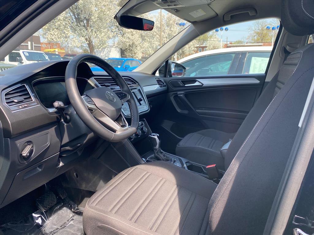 Certified 2024 Volkswagen Tiguan S image 11