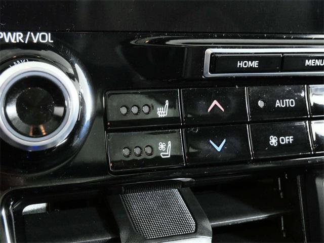 Used 2020 Toyota Highlander Limited Platinum image 23