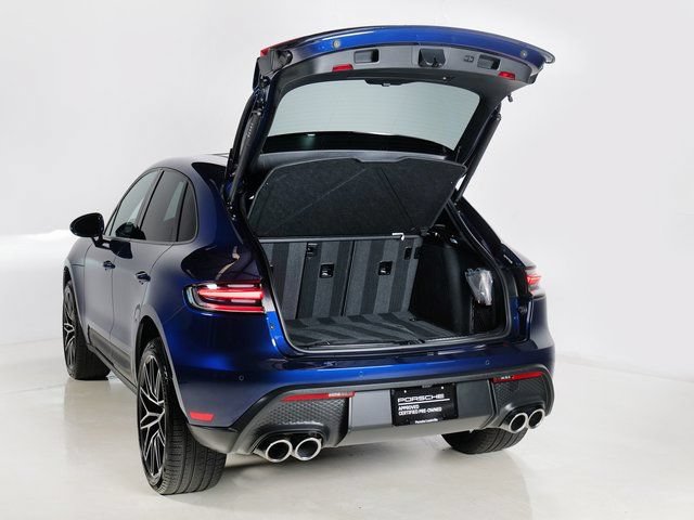 Certified 2026 Porsche Macan AWD/4WD image 34