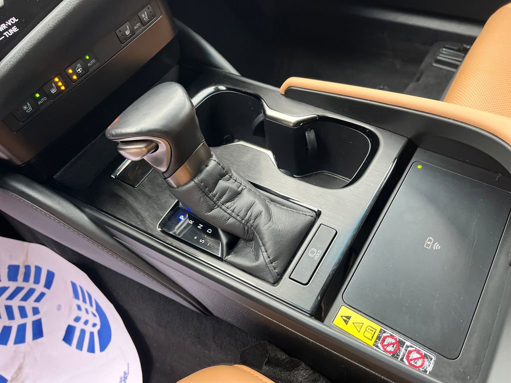 Used 2024 Lexus ES 350 350 image 25