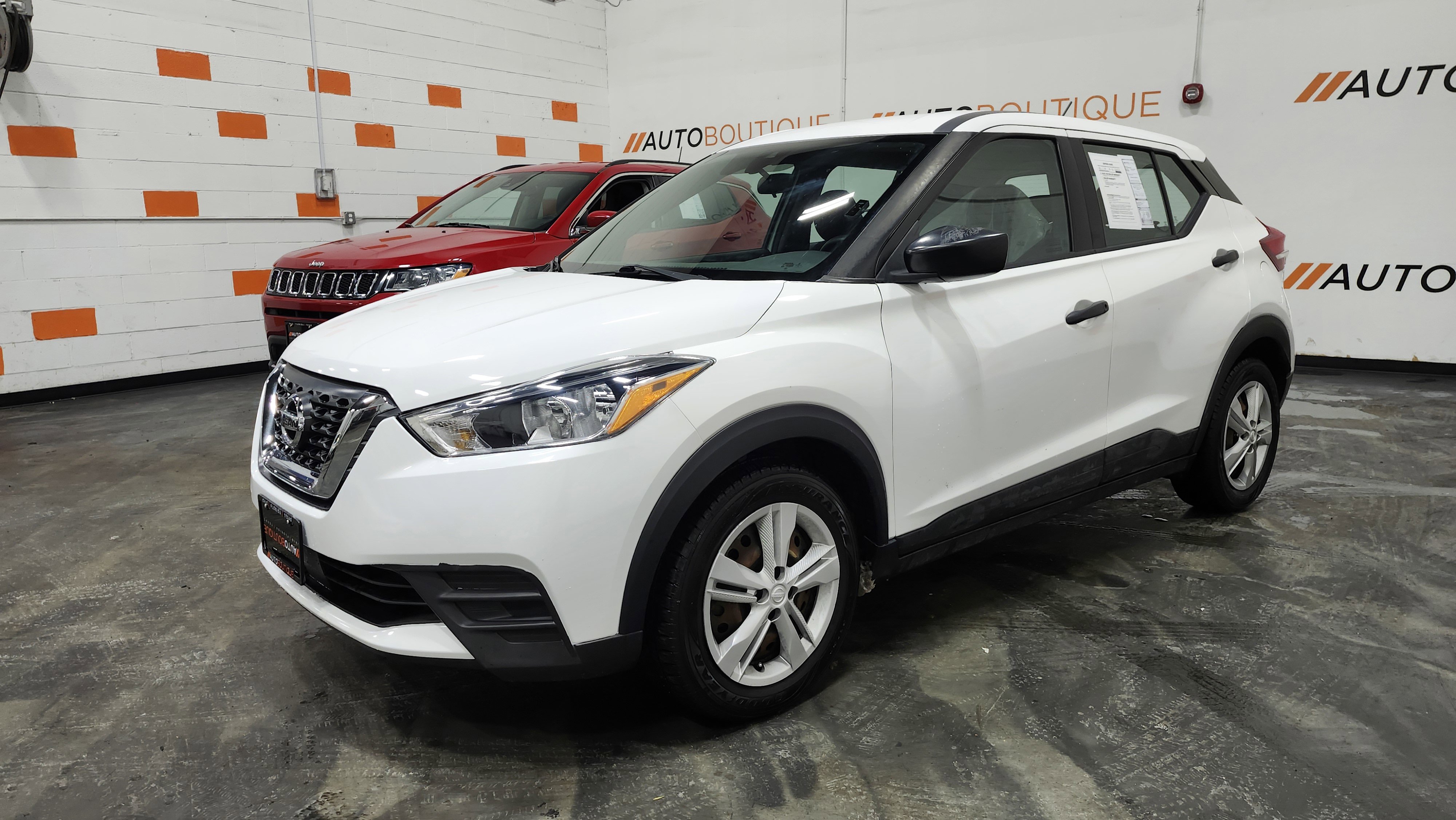 Used 2020 Nissan Kicks S image 12