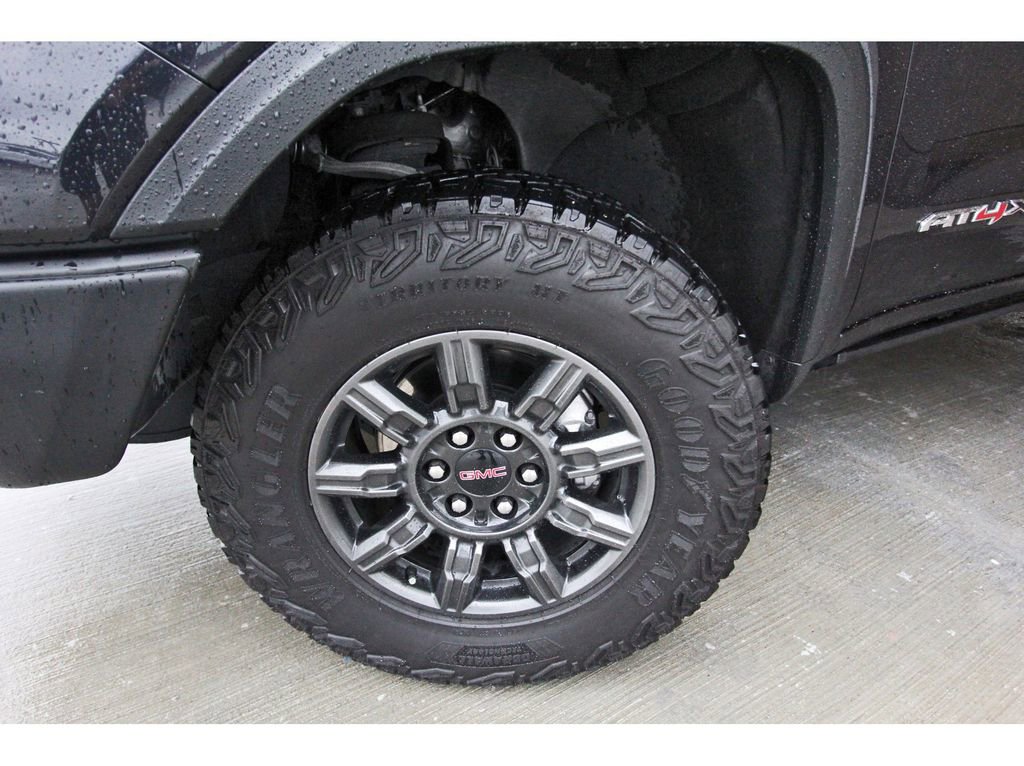 Used 2024 GMC Sierra 1500 AT4X AWD/4WD image 30