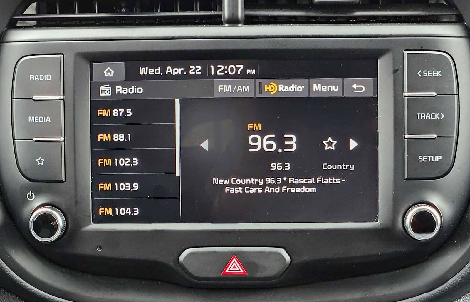 Certified 2025 Kia Soul LX w/ LX Technology Package FWD image 23