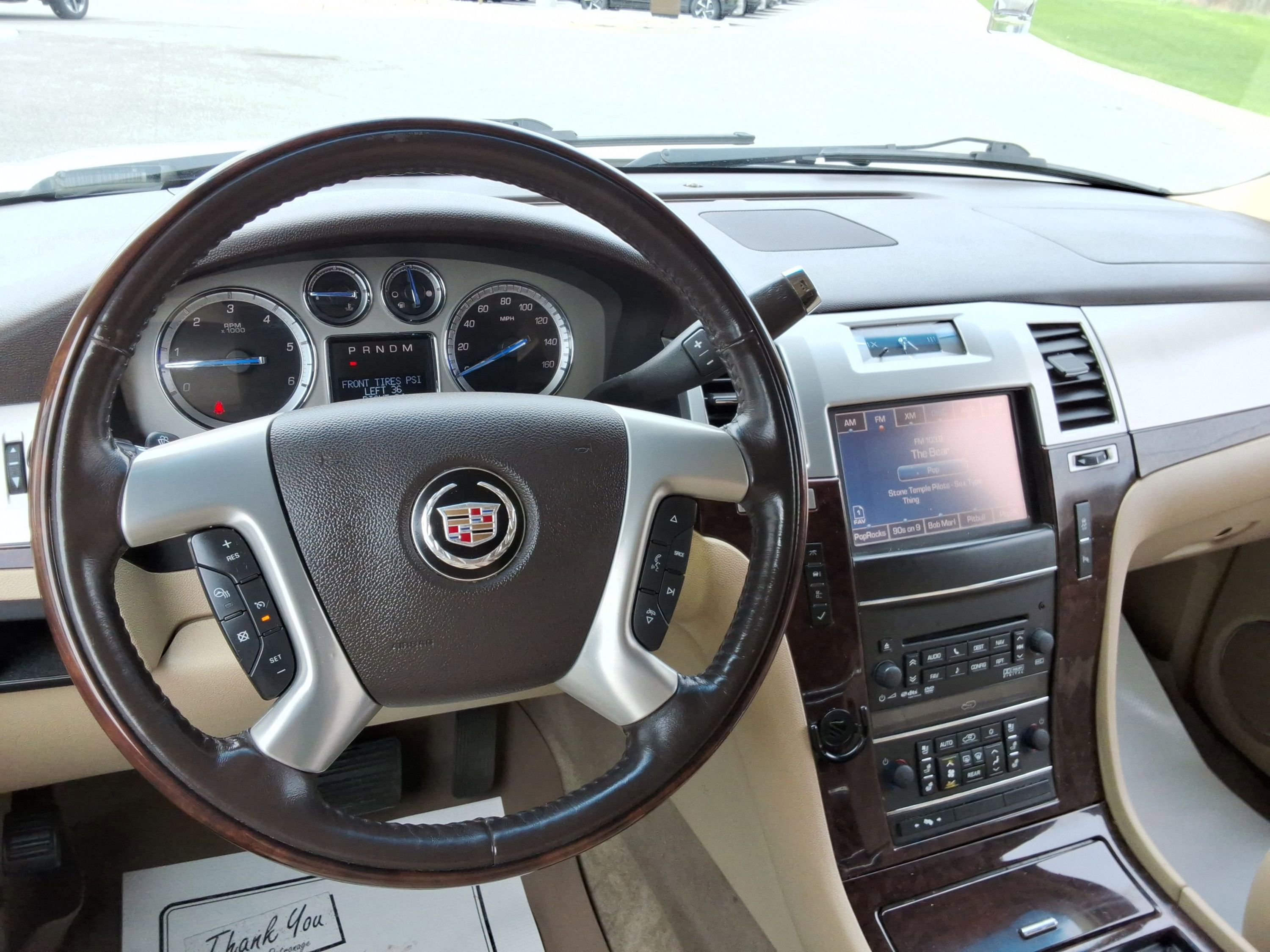 Used 2012 Cadillac Escalade ESV Luxury image 12