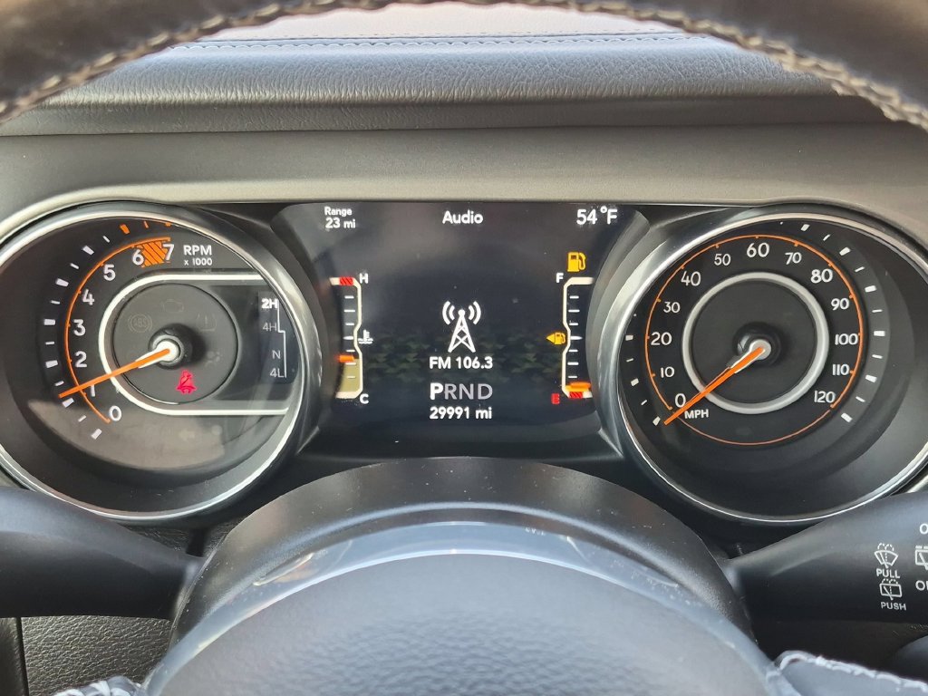 Used 2021 Jeep Wrangler Unlimited Sahara w/ Uconnect 4C Nav & Sound Group AWD/4WD image 13