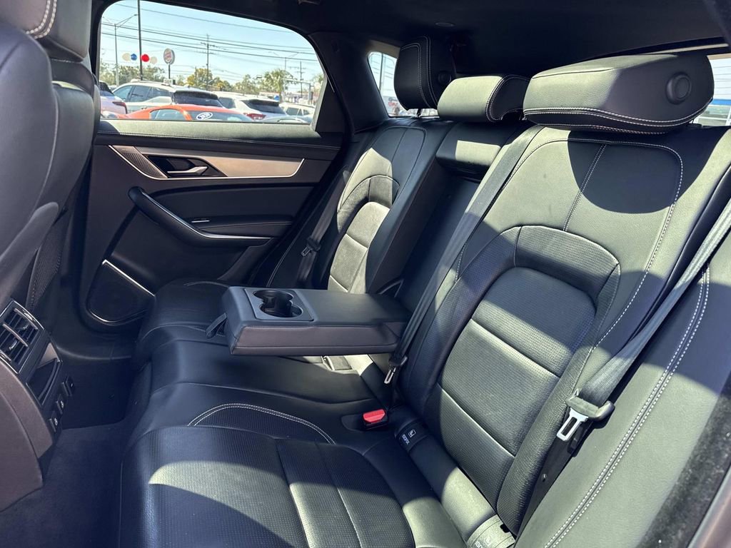 Used 2024 Jaguar F-PACE R-Dynamic S image 16