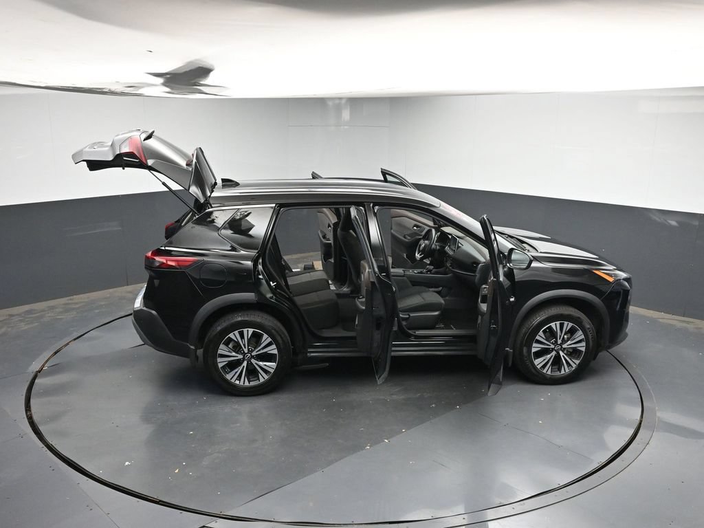 Used 2023 Nissan Rogue SV FWD image 39