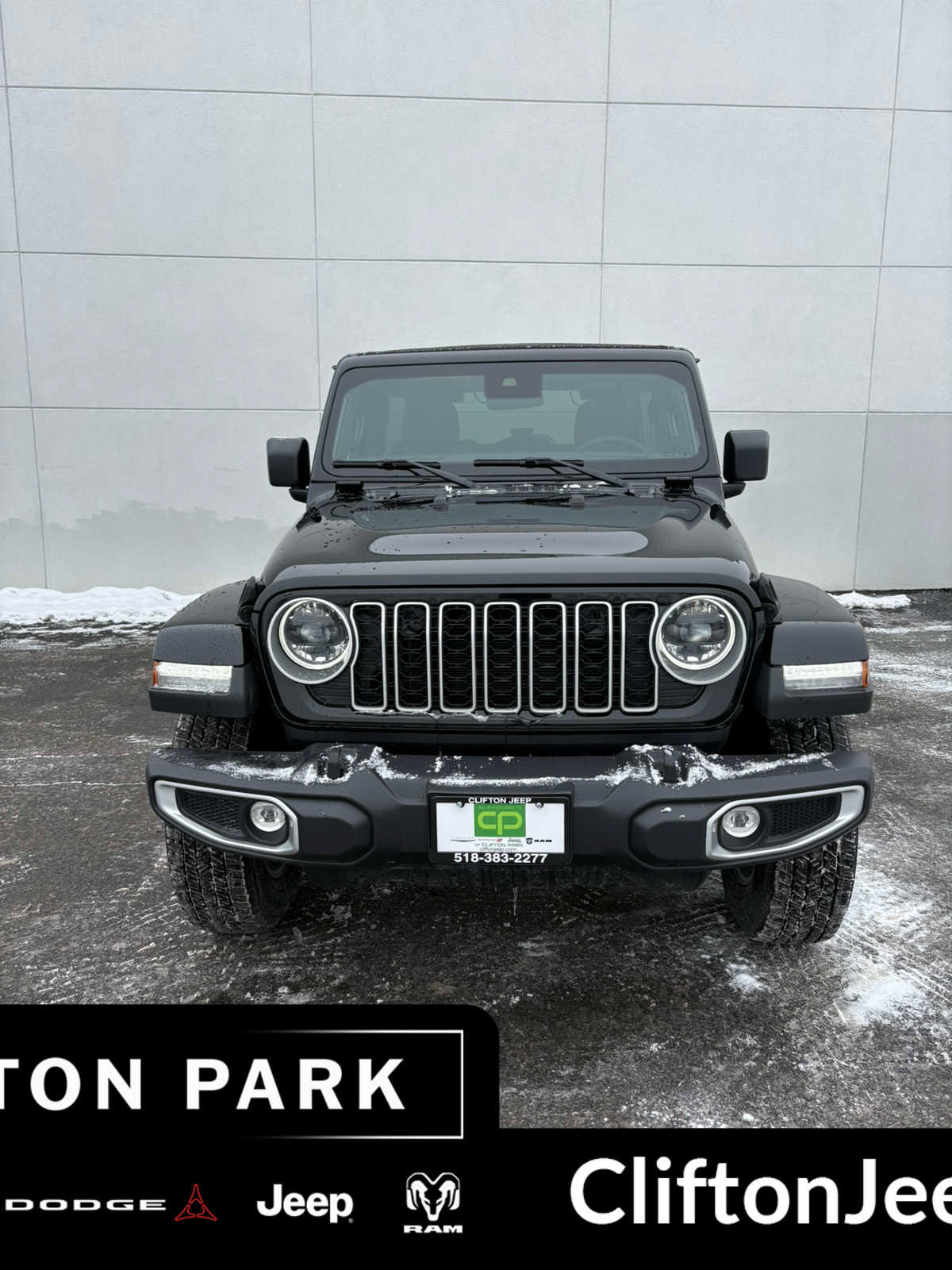 Certified 2025 Jeep Wrangler Sahara image 3