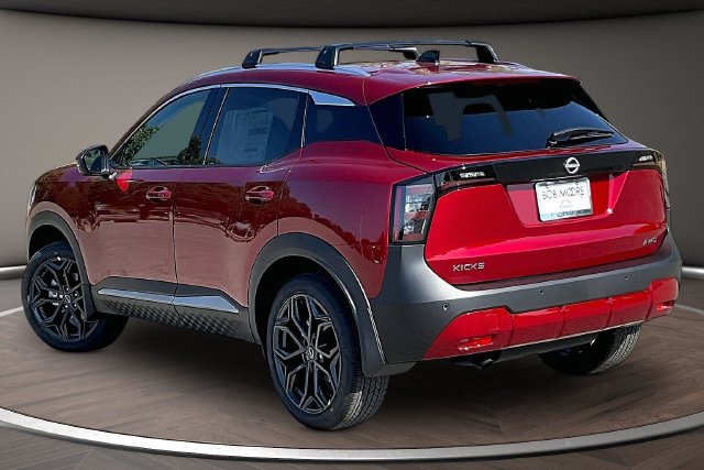 New 2027 Nissan Kicks SR AWD/4WD image 3