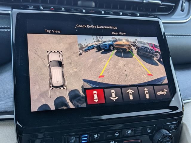New 2025 Jeep Grand Cherokee Limited w/ Luxury Tech Group II RWD image 21