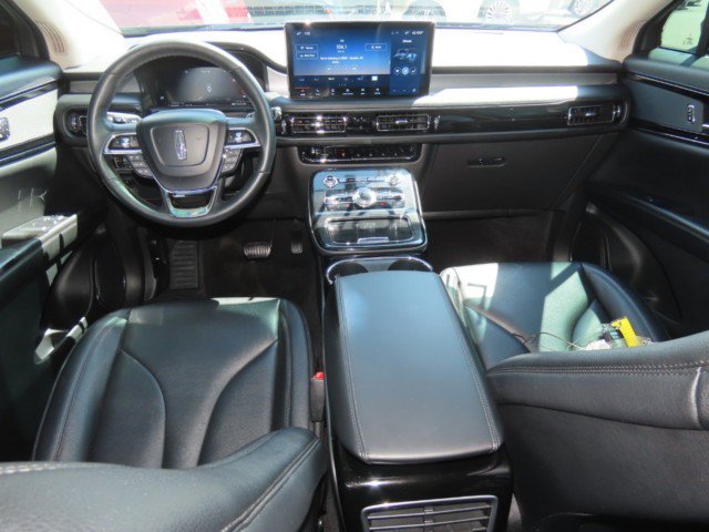 Certified 2023 Lincoln Nautilus AWD w/ Premium Package image 21