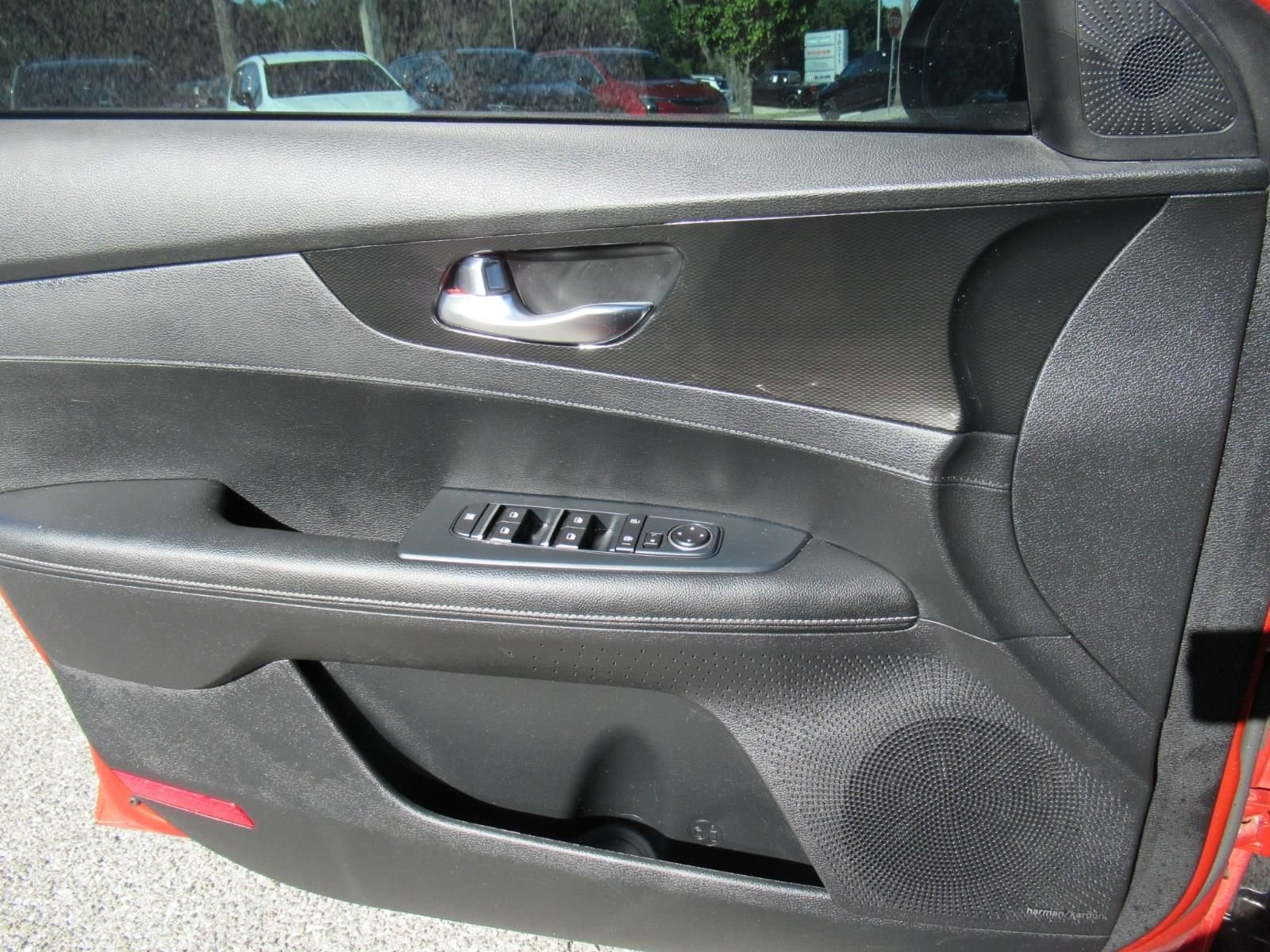 Used 2020 Kia Forte GT-Line w/ GT-Line Premium Package FWD image 22