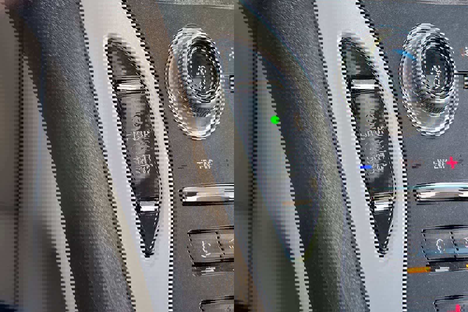 Used 2016 Lincoln MKX Select w/ Select Plus Package image 26