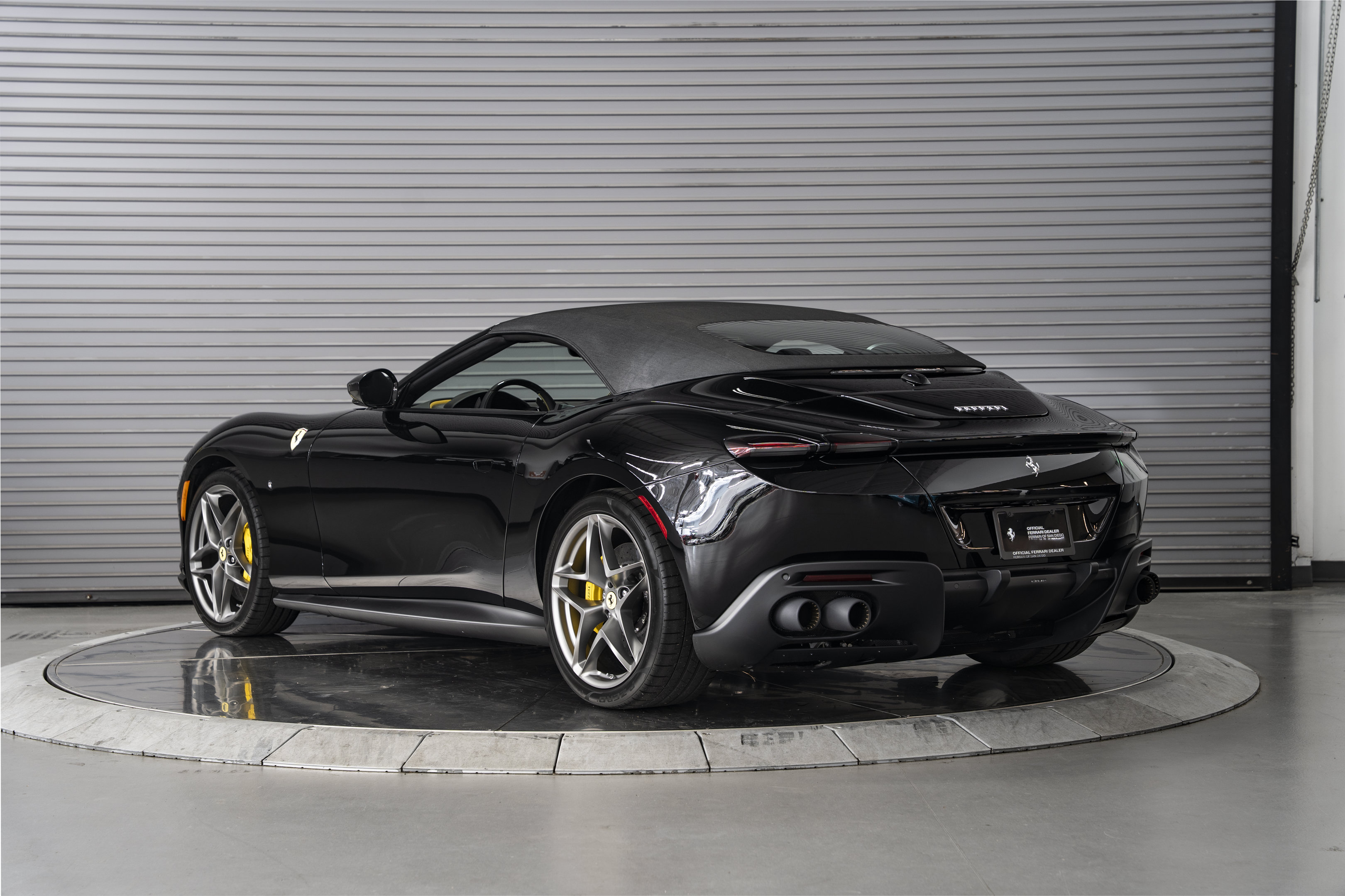 Used 2026 Ferrari Roma Spider RWD image 11