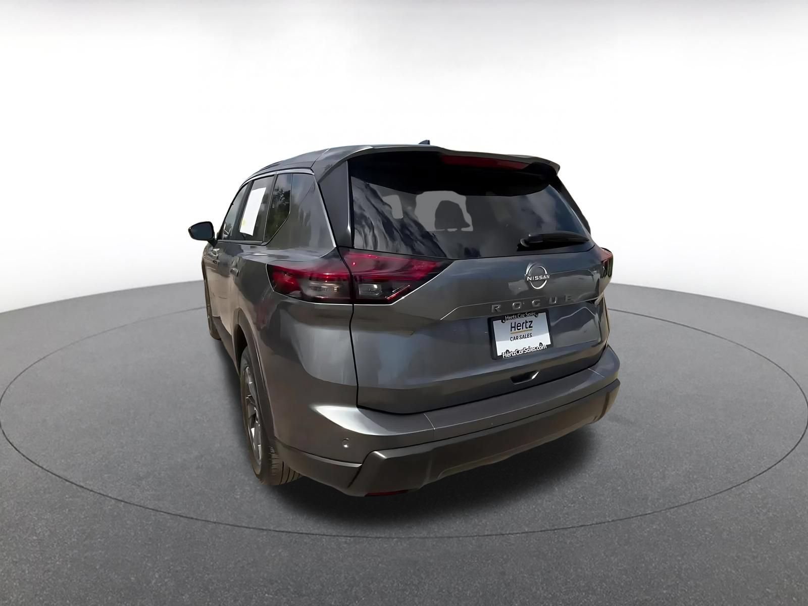 Used 2025 Nissan Rogue SV FWD image 11