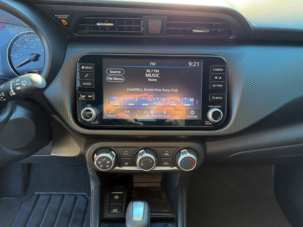 Used 2023 Nissan Kicks SV image 15