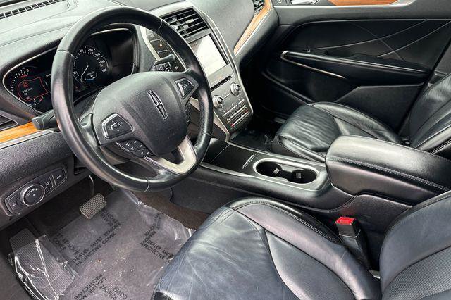 Used 2019 Lincoln MKC Select FWD image 10