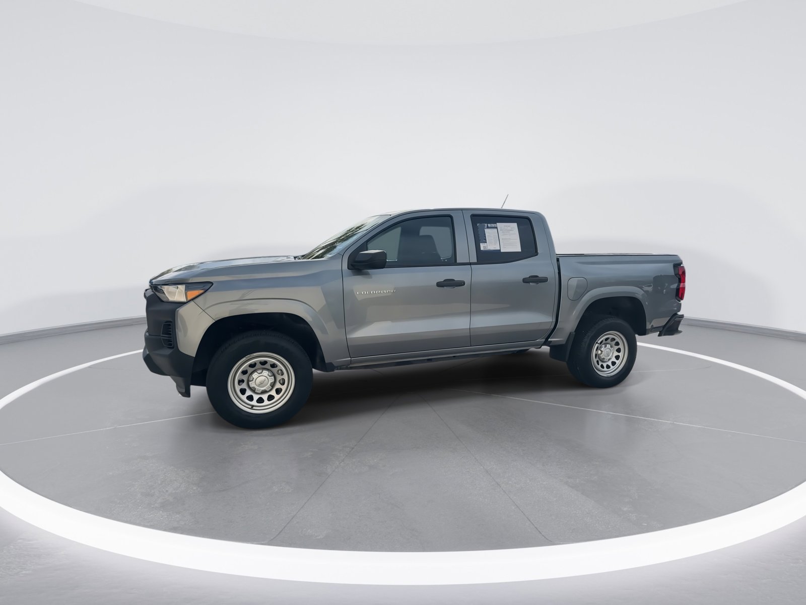 Used 2023 Chevrolet Colorado W/T RWD image 5