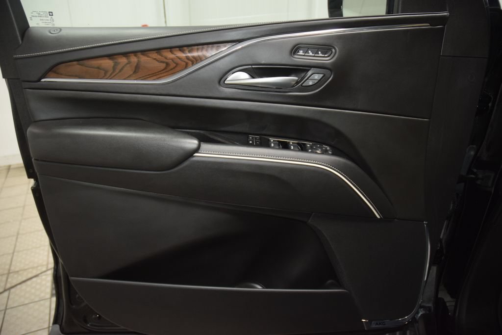 Used 2023 Cadillac Escalade Premium Luxury Platinum w/ LPO, Floor Liner Package AWD/4WD image 51
