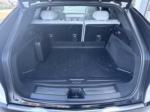 Certified 2024 Cadillac Lyriq Luxury w/ LPO, Floor Liner Package AWD/4WD image 57