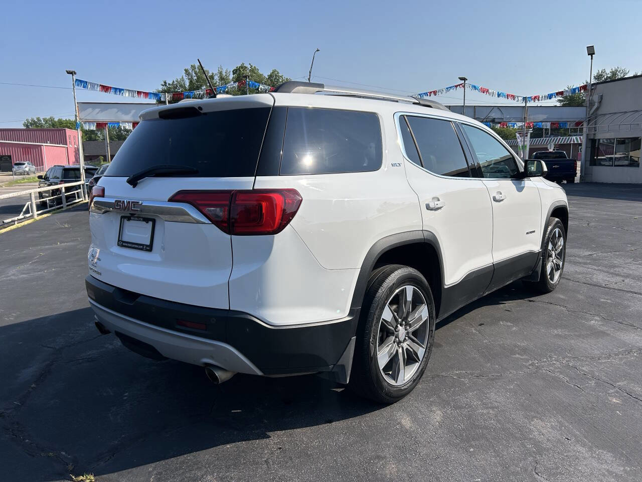 Used 2018 GMC Acadia SLT w/ LPO, Protection Package image 5