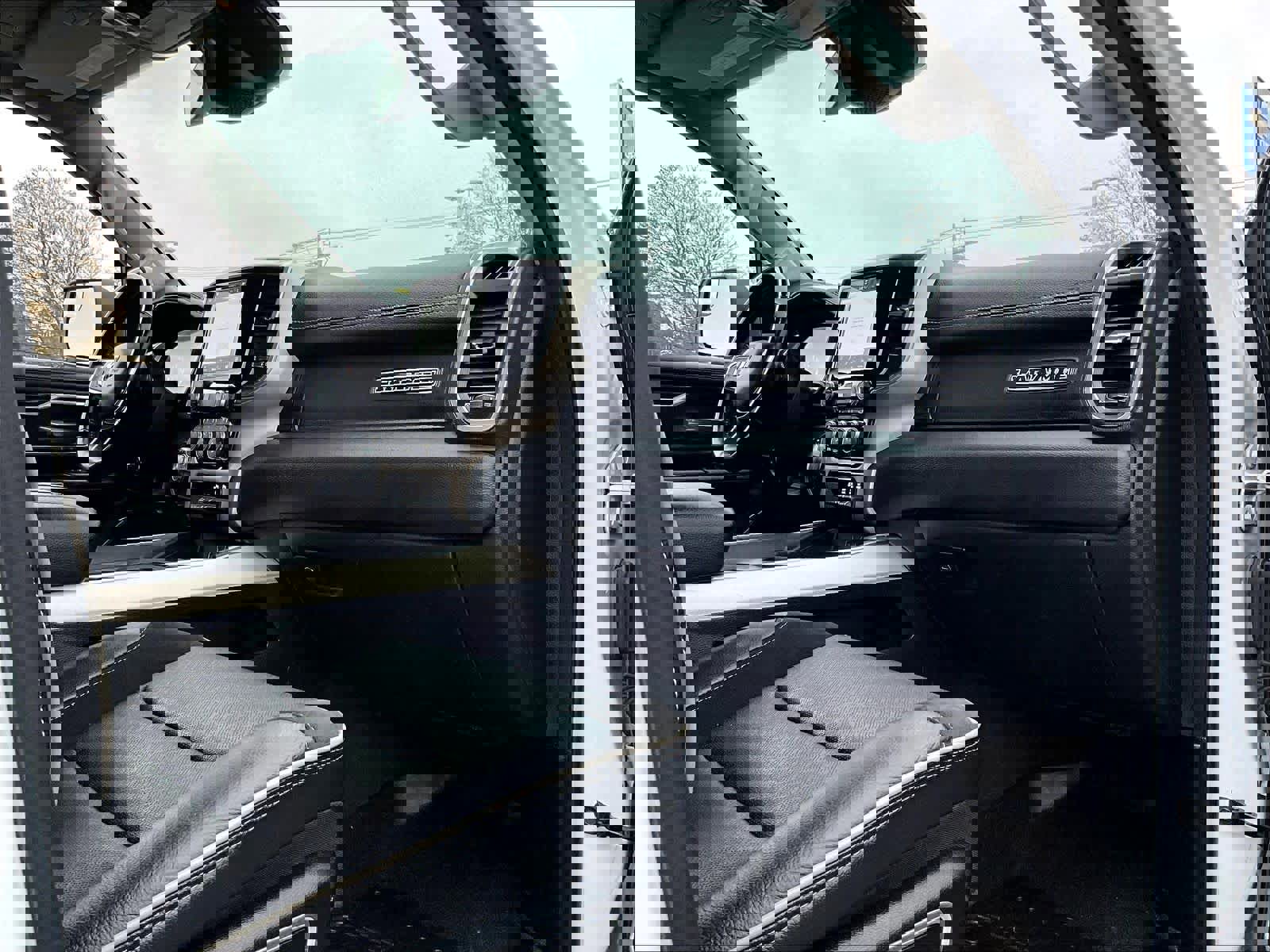 Used 2022 RAM 1500 Laramie image 14