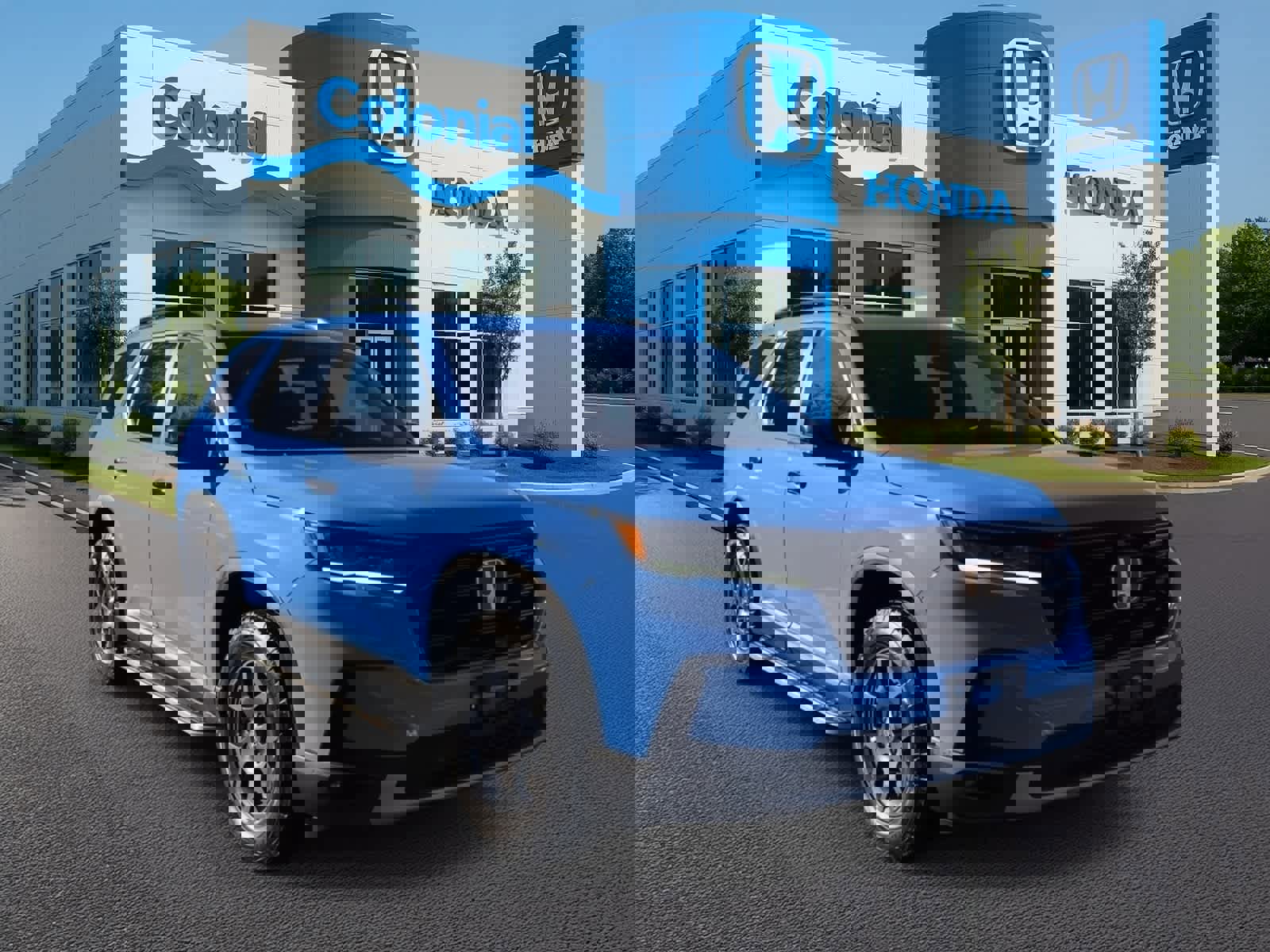 Used 2025 Honda Pilot TrailSport image 9