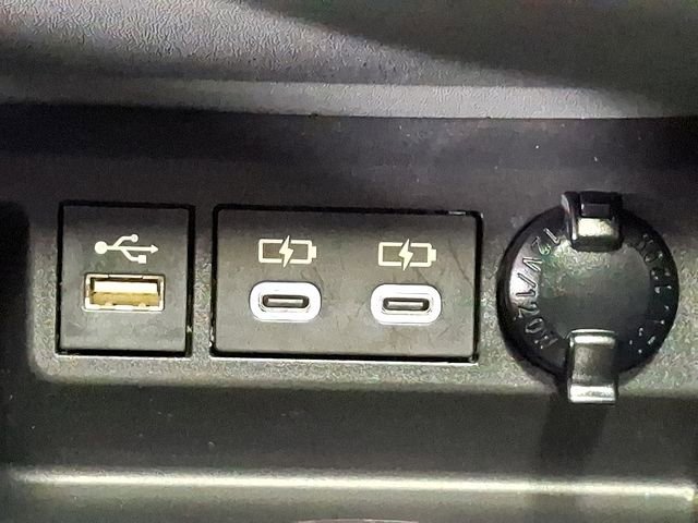 Used 2023 Toyota Highlander Platinum image 23