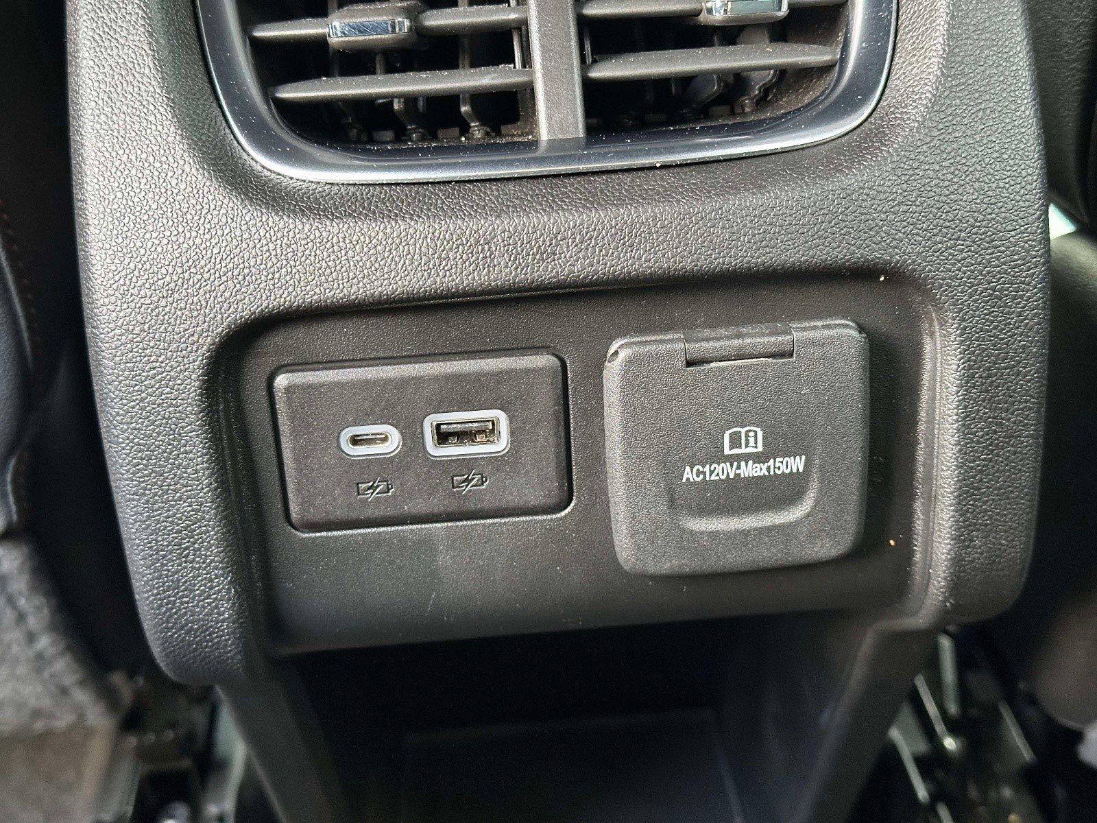 Certified 2022 Chevrolet Blazer Premier w/ Enhanced Convenience Package image 11