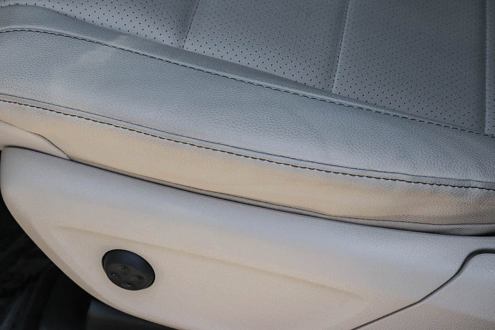 Used 2024 Mercedes-Benz GLE 350 4MATIC image 31