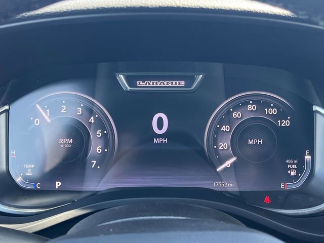 Used 2025 RAM 1500 Laramie AWD/4WD image 37