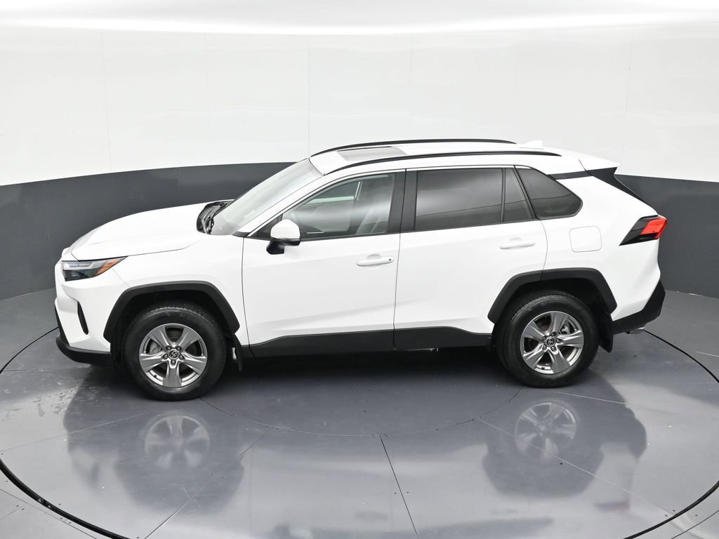 Used 2024 Toyota RAV4 XLE w/ Convenience Package image 13