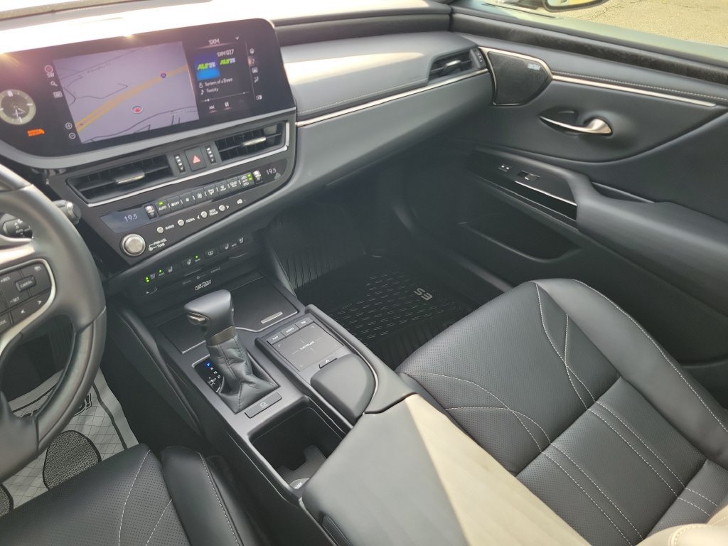 Used 2022 Lexus ES 350 Ultra Luxury FWD image 33