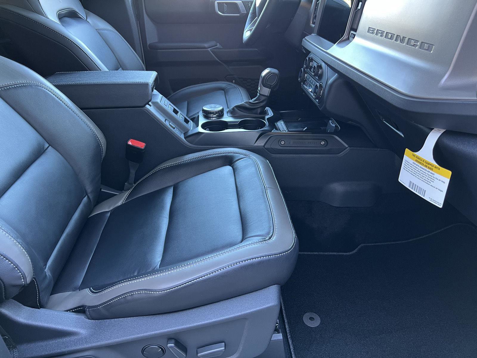 New 2025 Ford Bronco Outer Banks image 14