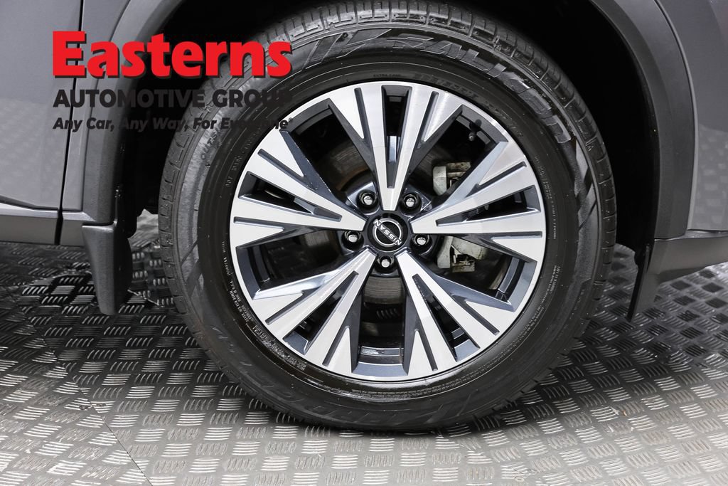 Used 2023 Nissan Rogue SV AWD/4WD image 31