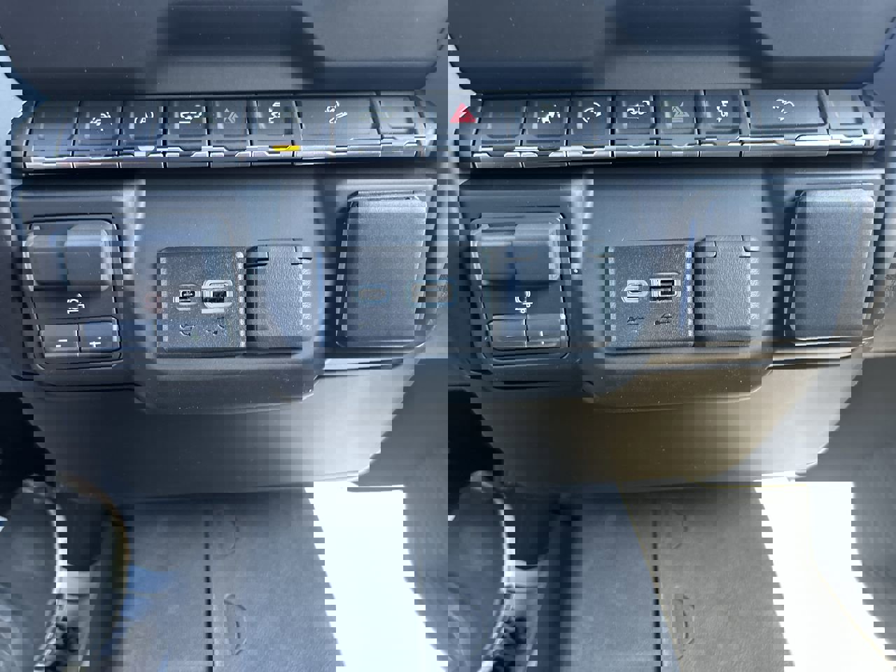 New 2026 Chevrolet Silverado 1500 Custom Trail Boss w/ Dark Appearance Package image 33