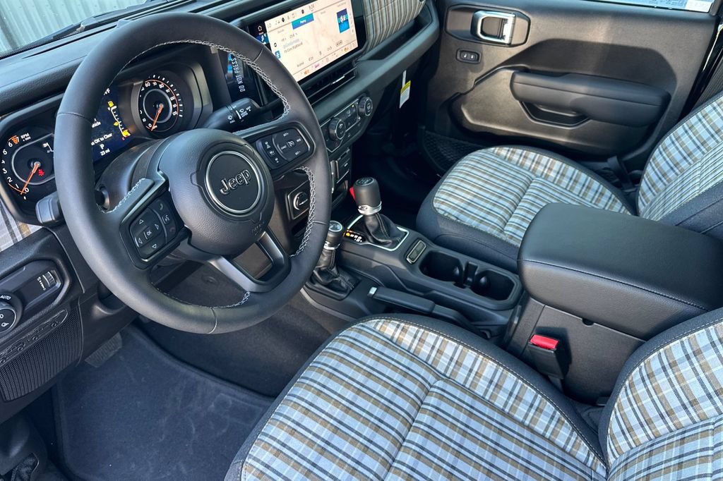 New 2026 Jeep Gladiator Sport AWD/4WD image 10
