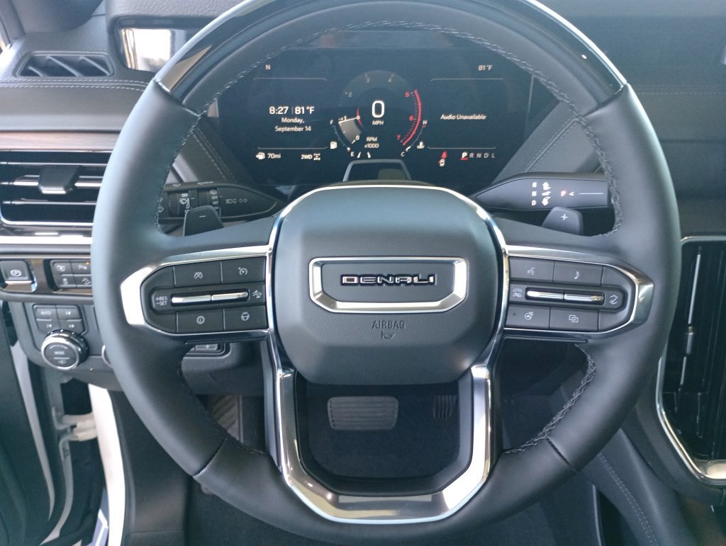 New 2026 GMC Yukon Denali w/ Denali Reserve Package AWD/4WD image 14