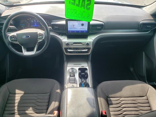 Used 2021 Ford Explorer XLT image 15