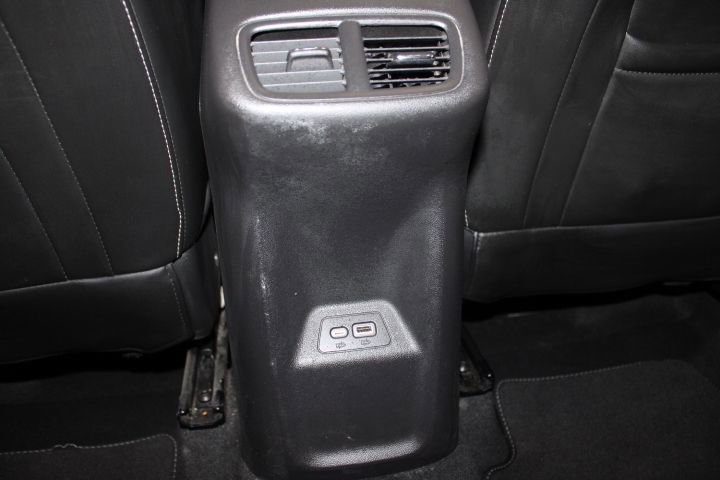 Used 2021 Buick Envision Essence w/ Sport Touring Package image 24