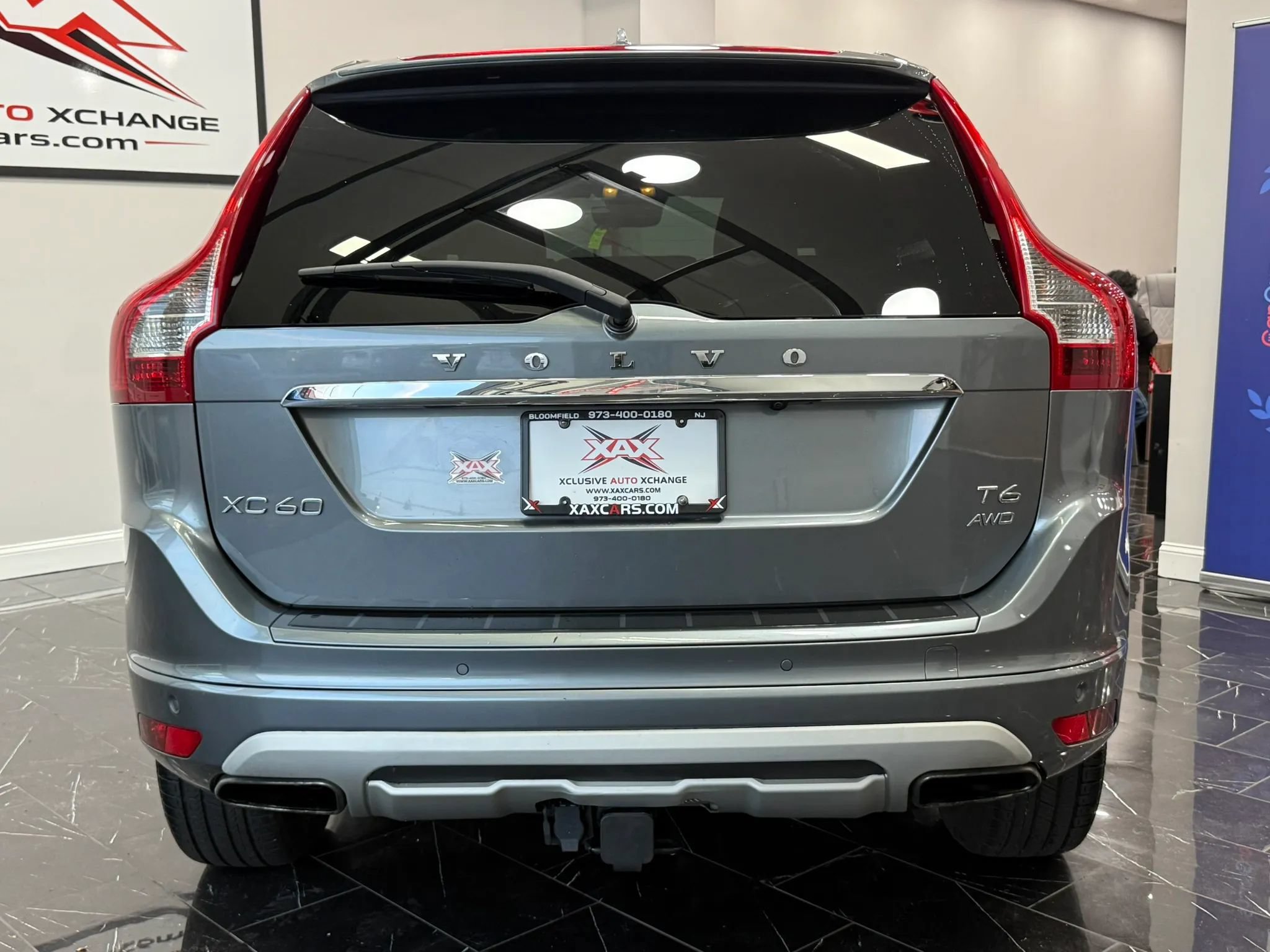 Used 2017 Volvo XC60 T6 Dynamic w/ Preferred Option Package AWD/4WD image 37