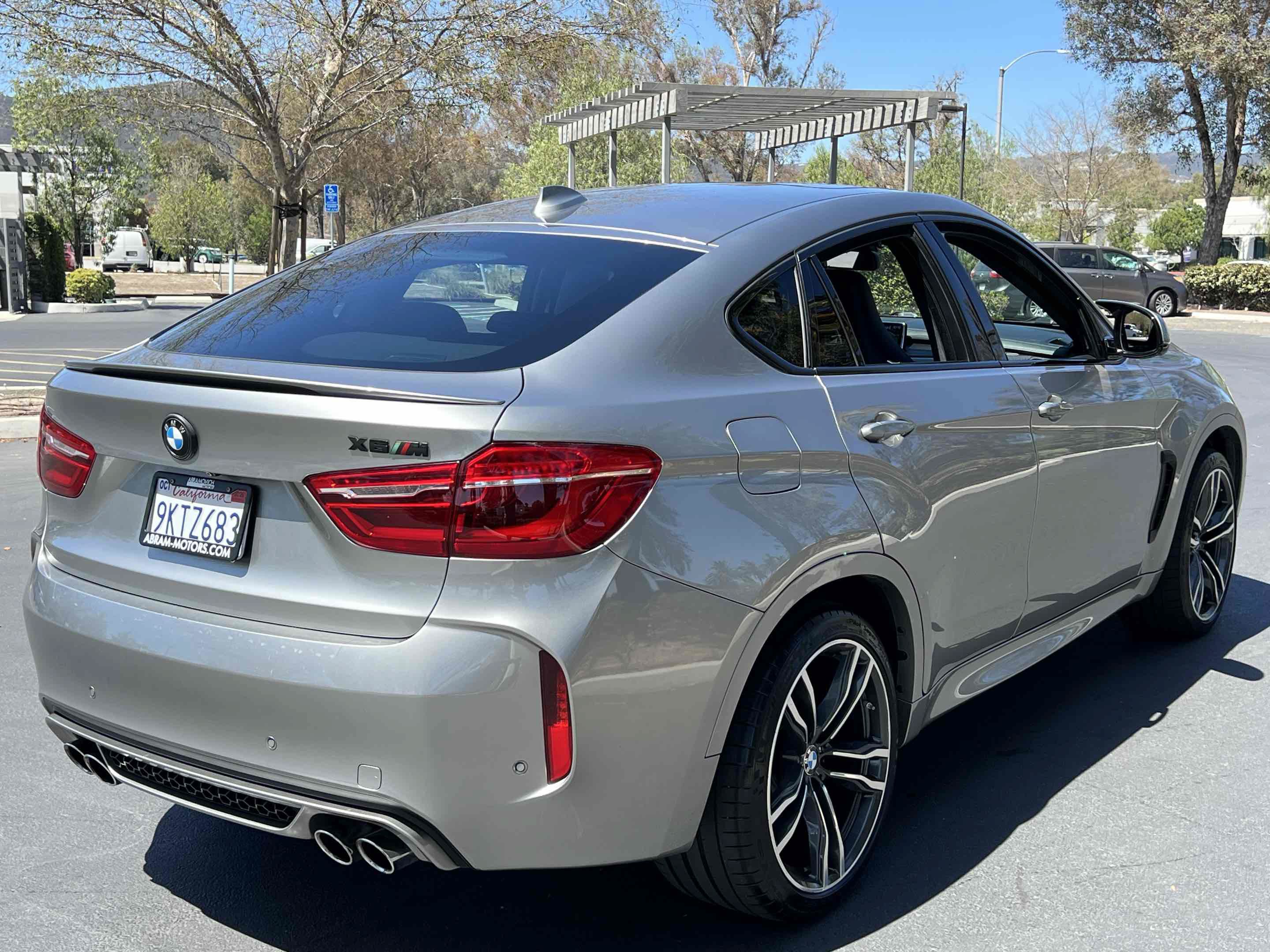 Used 2017 BMW X6 M AWD/4WD image 17