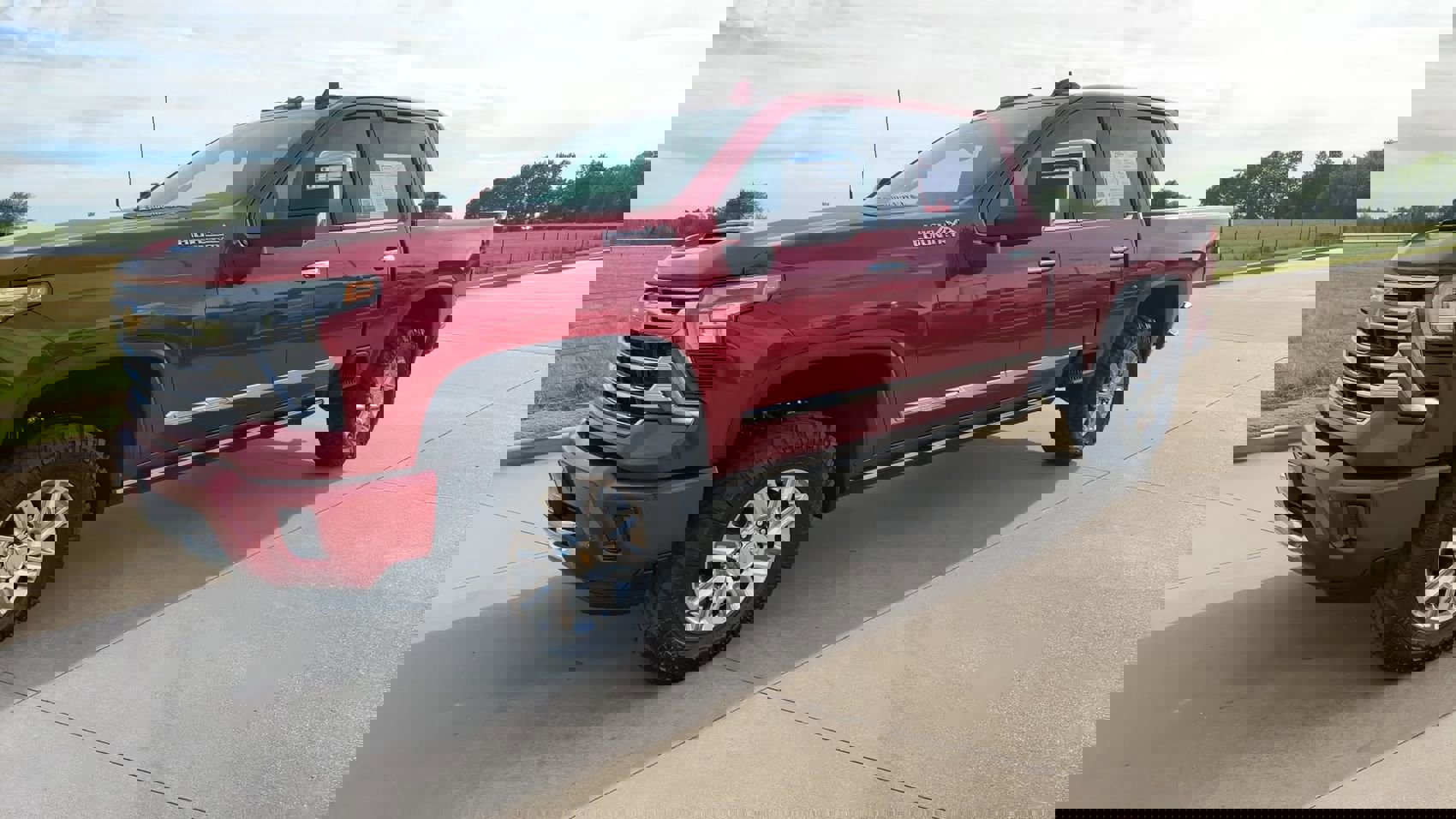 Used 2026 Chevrolet Silverado 2500 High Country w/ High Country Premium Package image 3