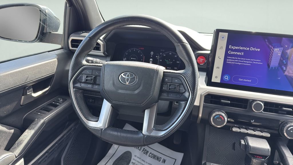Used 2024 Toyota Tacoma TRD Off-Road AWD/4WD image 17