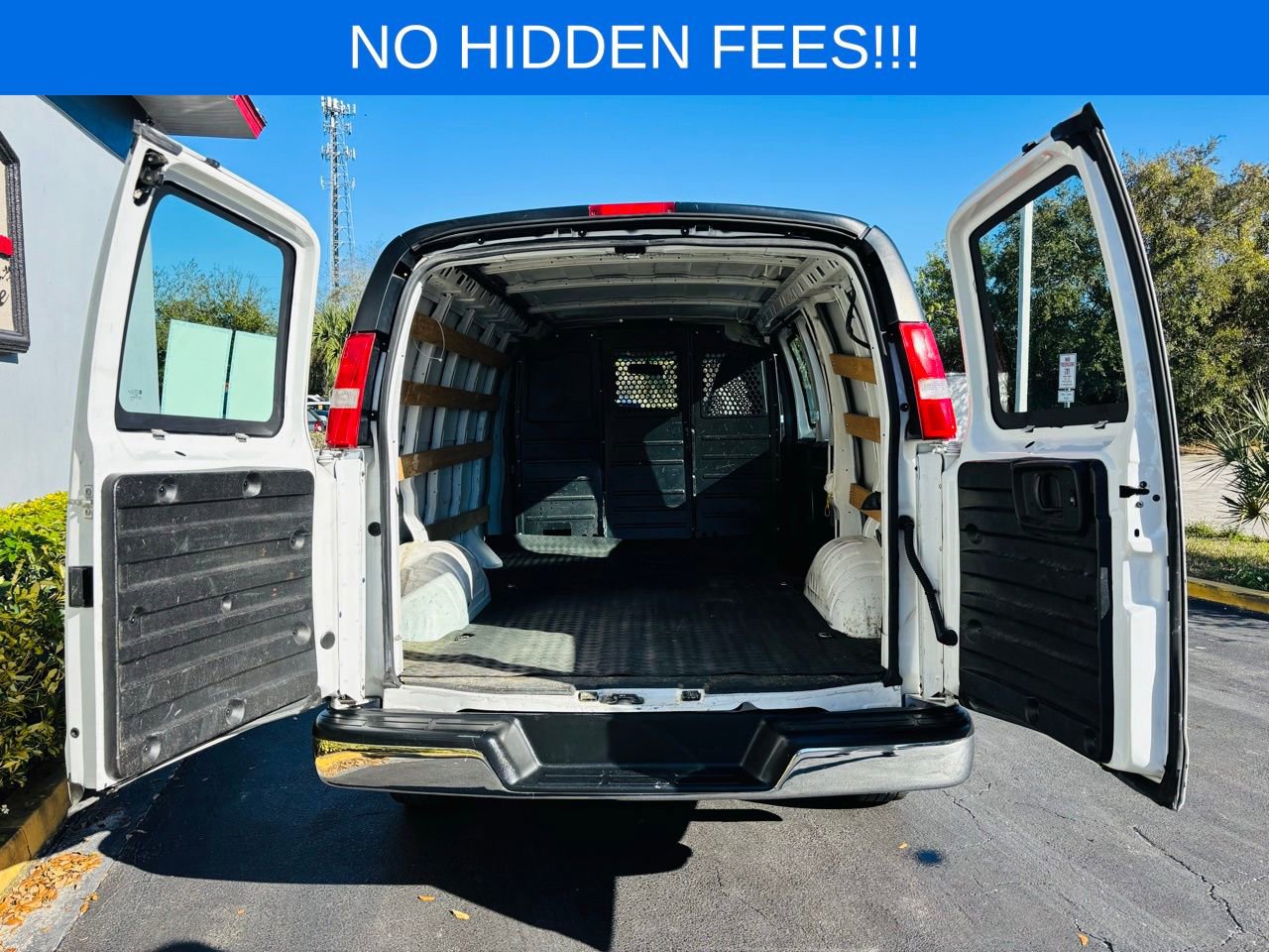 Used 2020 Chevrolet Express 2500 w/ Driver Convenience Package image 18