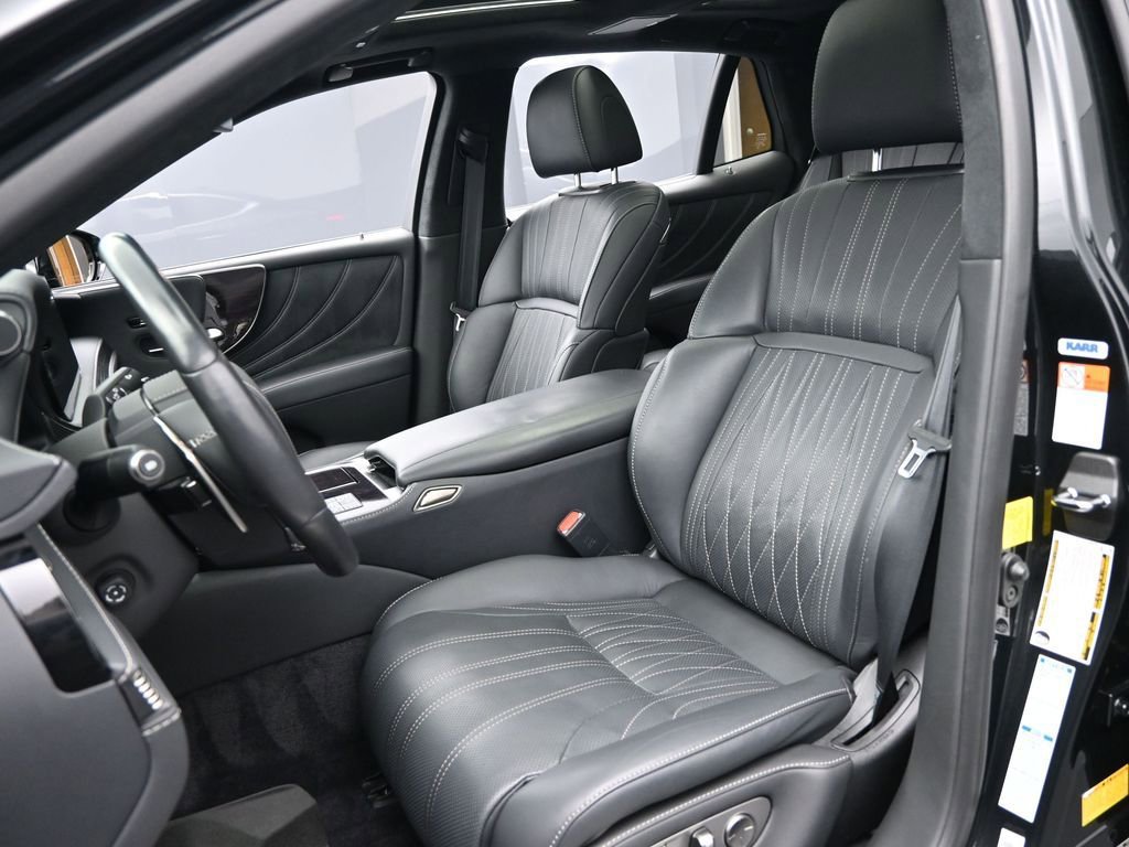Used 2023 Lexus LS 500 AWD image 22