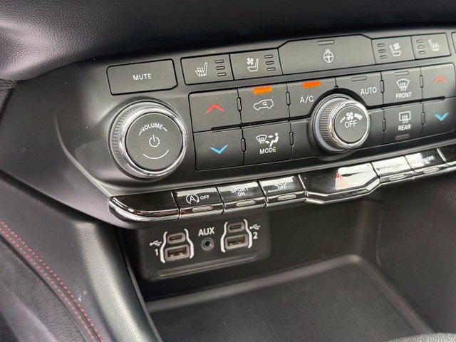 Used 2024 Dodge Durango GT AWD/4WD image 20