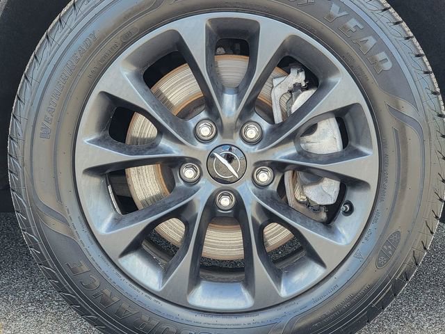 Certified 2021 Chrysler Pacifica Touring-L w/ S Appearance Package AWD/4WD image 17