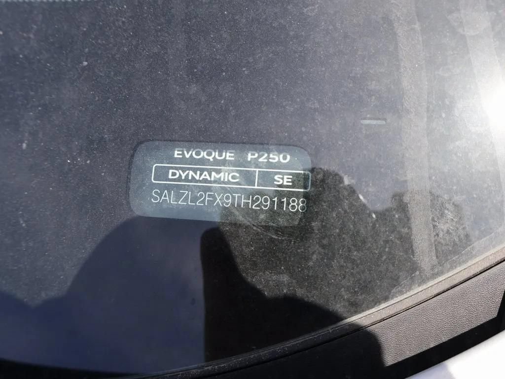 Certified 2026 Land Rover Range Rover Evoque Dynamic SE AWD/4WD image 14